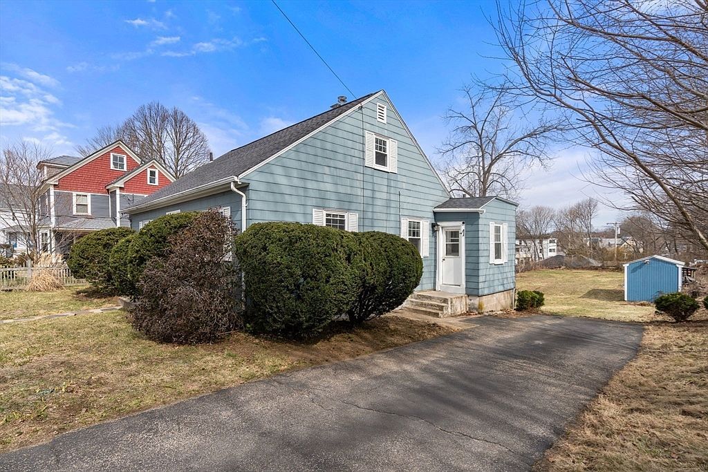 2 Bancroft St Maynard, MA 01754 - Thumbnail 3