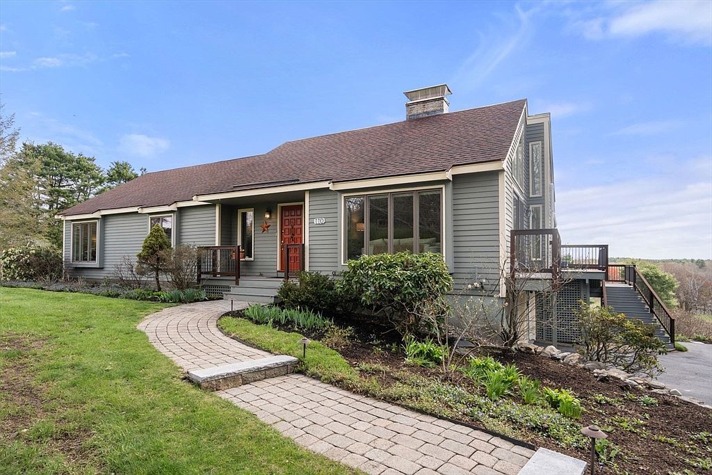 110 Whitman St Stow, MA 01775 - Thumbnail 3