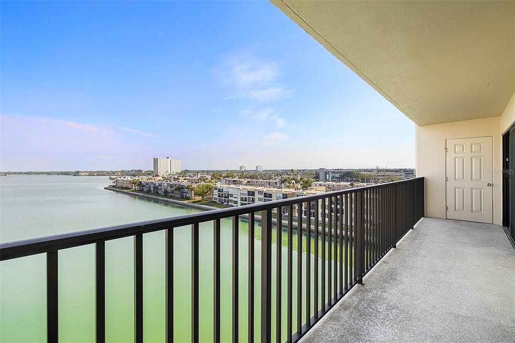 7300 Sun Island Dr S APT 605 South Pasadena, FL 33707 - Thumbnail 3