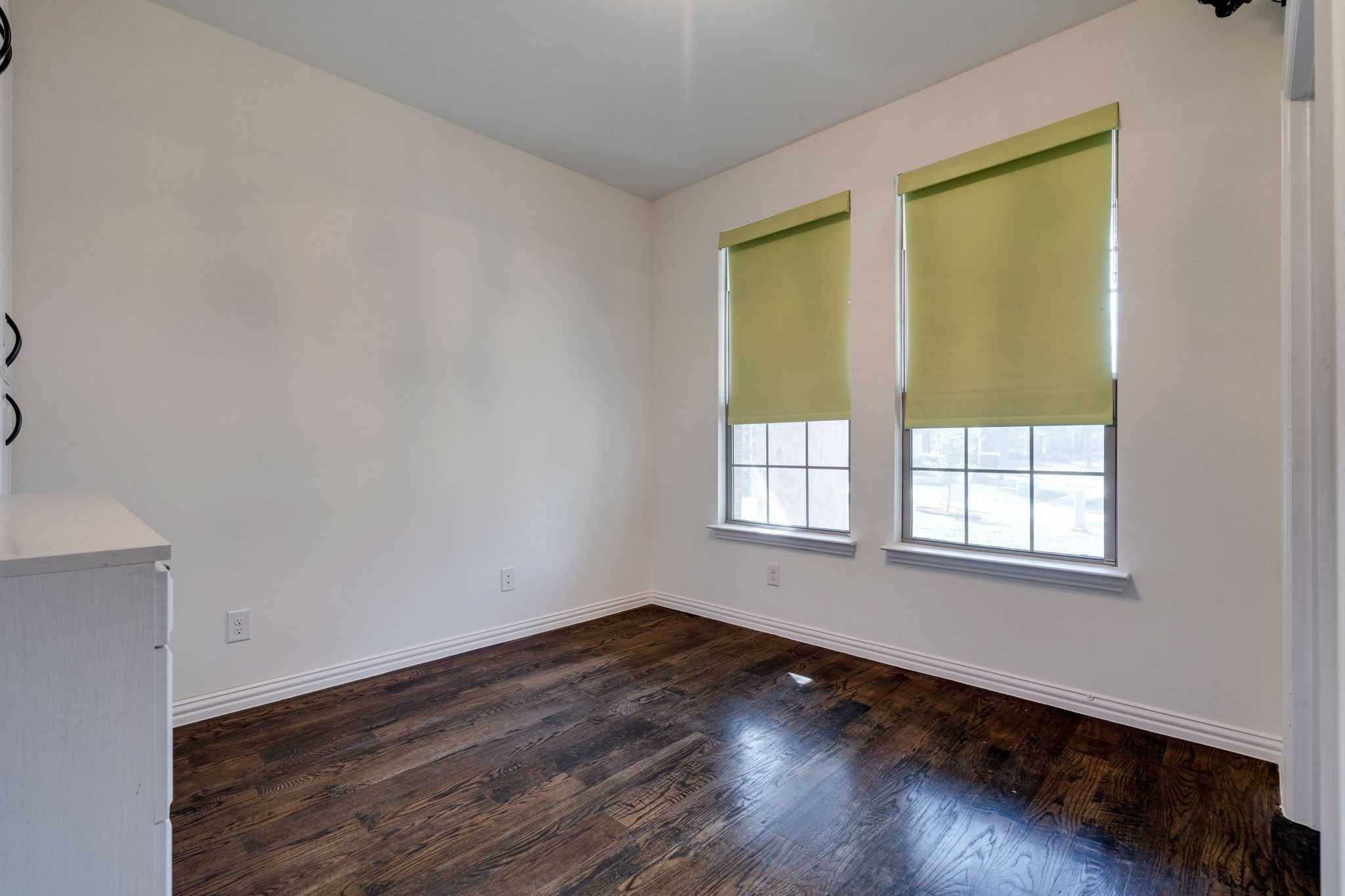 303 San Marcos Dr, Irving, TX, USA, 75039 - Thumbnail 3