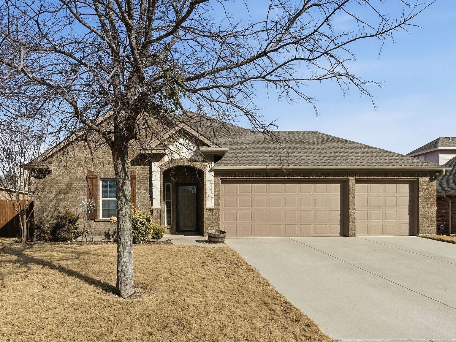 2201 Lorrie Ln Weatherford, TX 76087 - Thumbnail 3