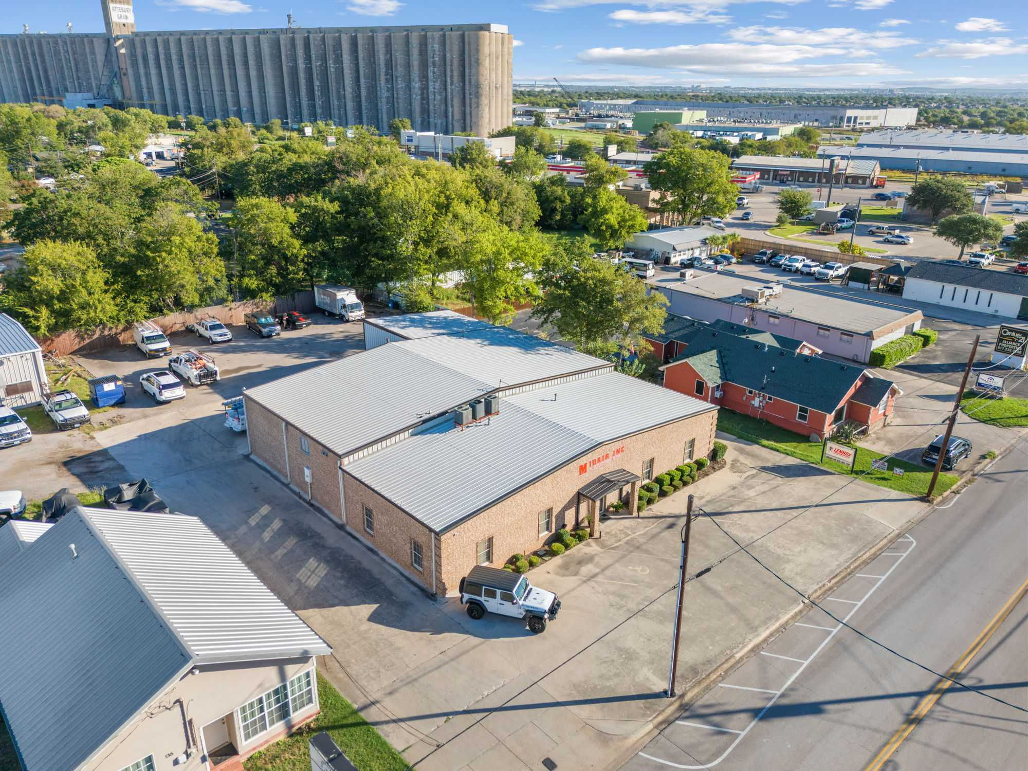 132 West McLeroy Boulevard, Saginaw, TX, USA, 76179 - Thumbnail 3