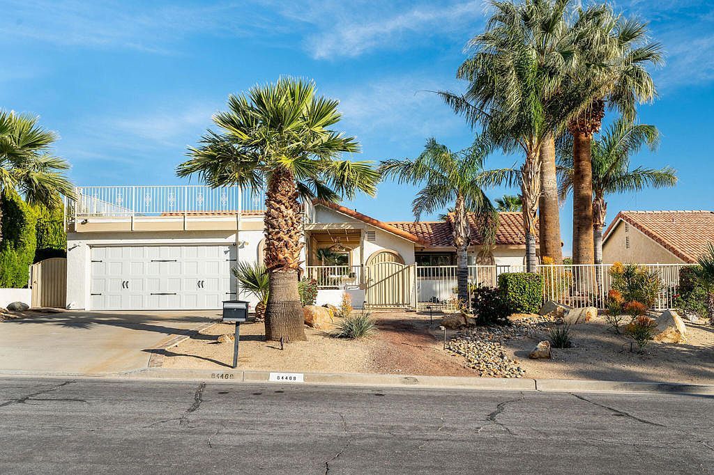 64469 Pinehurst Cir Desert Hot Springs, CA 92240 - Thumbnail 3