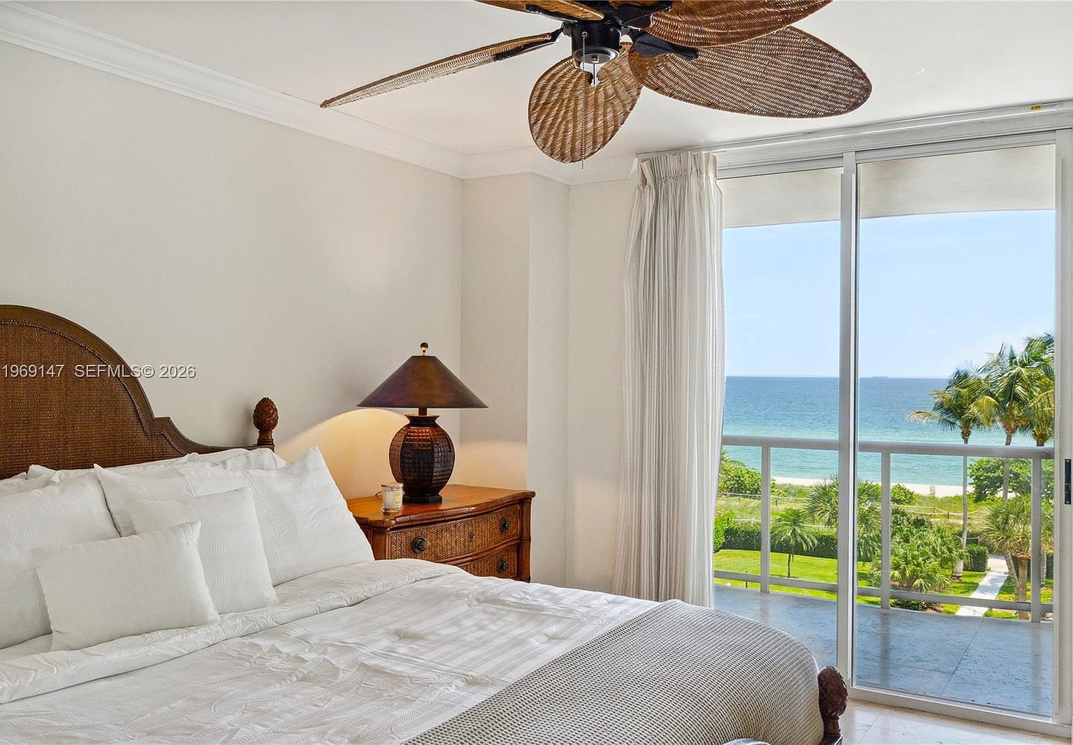 8855 Collins Ave APT 4B Surfside, FL 33154 - Thumbnail 3