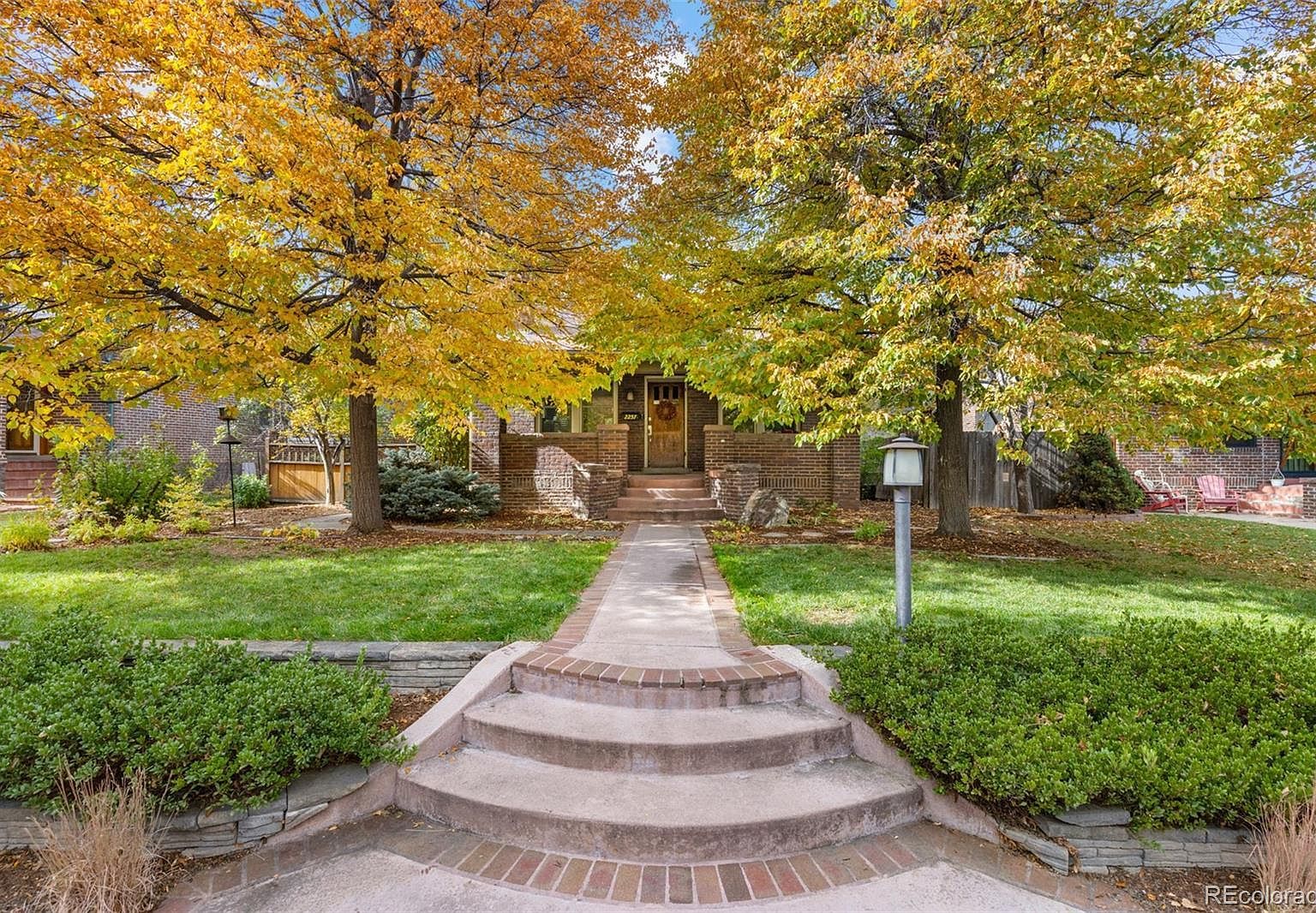 2257 Ivanhoe St Denver, CO 80207 - Thumbnail 3