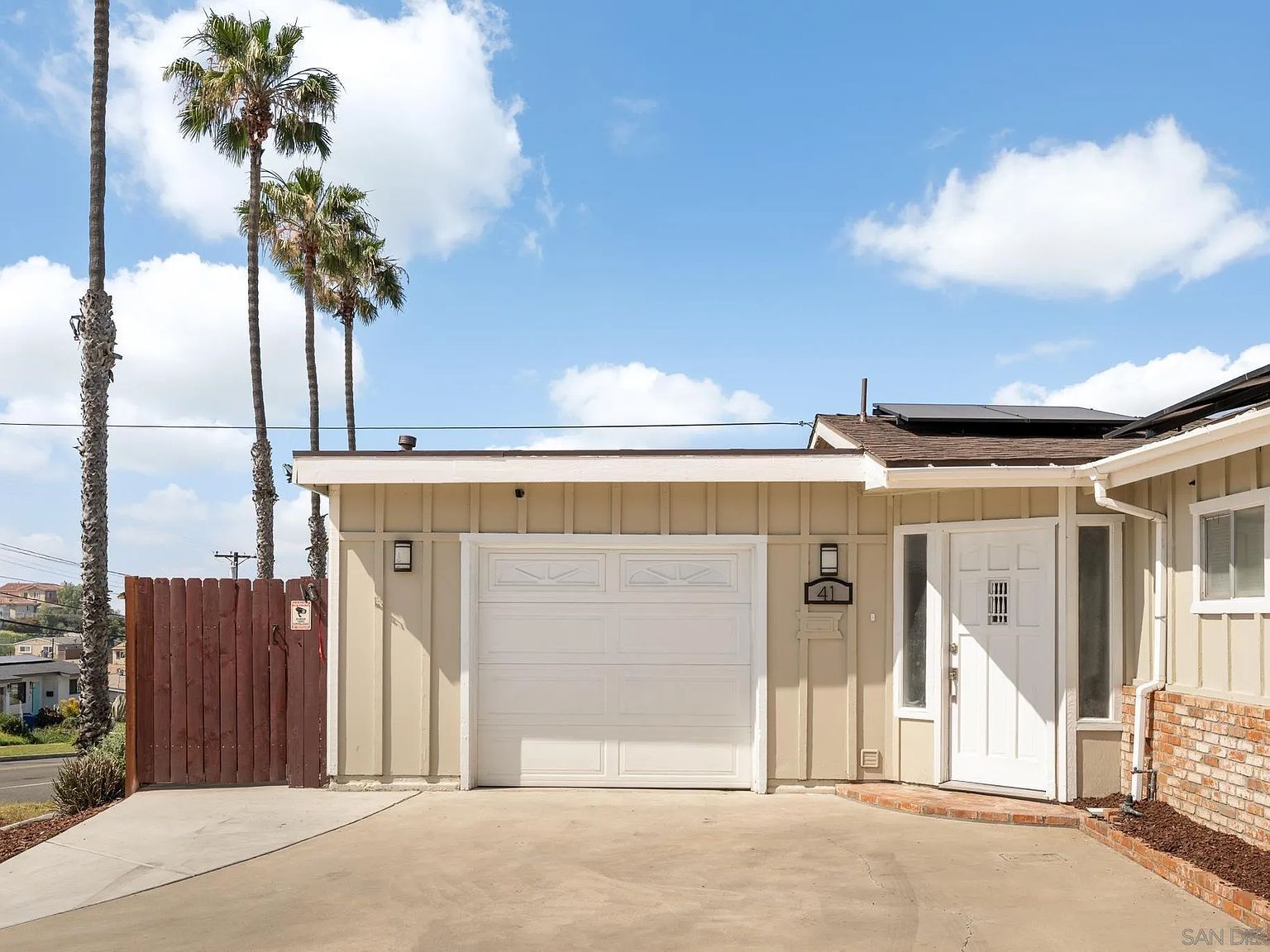 41 E Palomar St Chula Vista, CA 91911 - Thumbnail 3