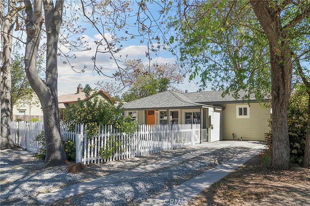 1712 Pine St Paso Robles, CA 93446 - Thumbnail 3