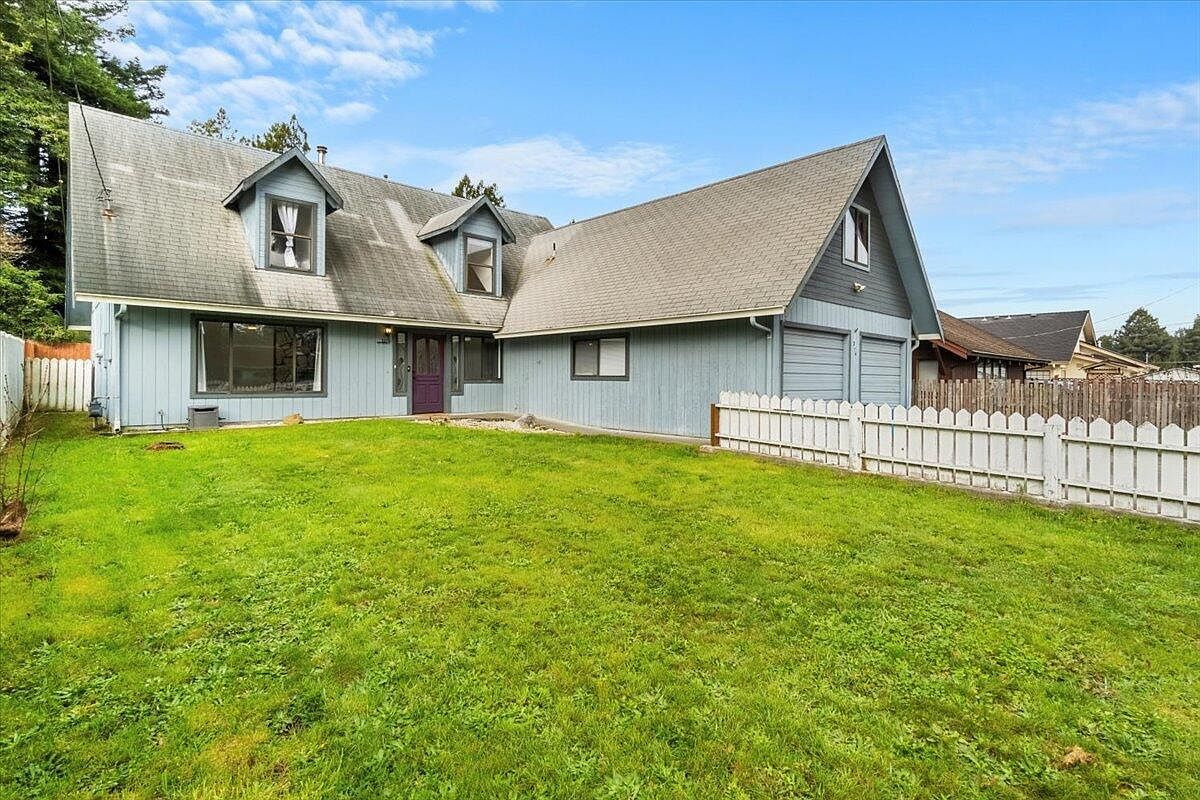 3274 Montgomery St Eureka, CA 95503 - Thumbnail 3