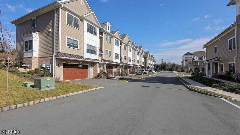 8 Mikula Way Florham Park, NJ 07932 - Thumbnail 3