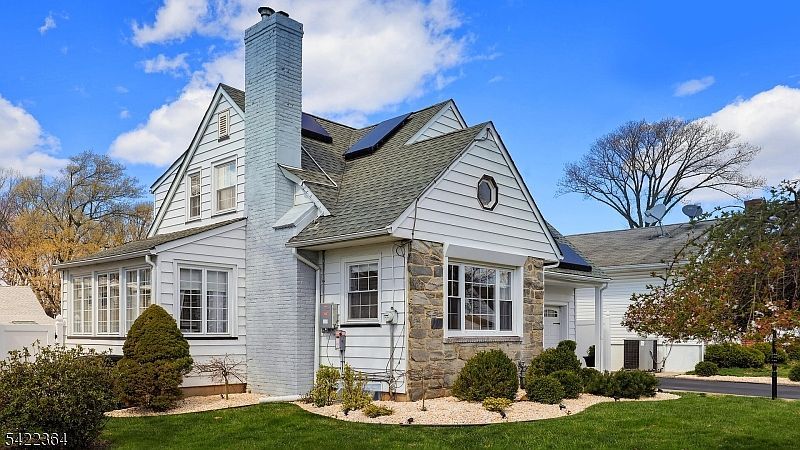 382 Huntington Rd Union, NJ 07083 - Thumbnail 3