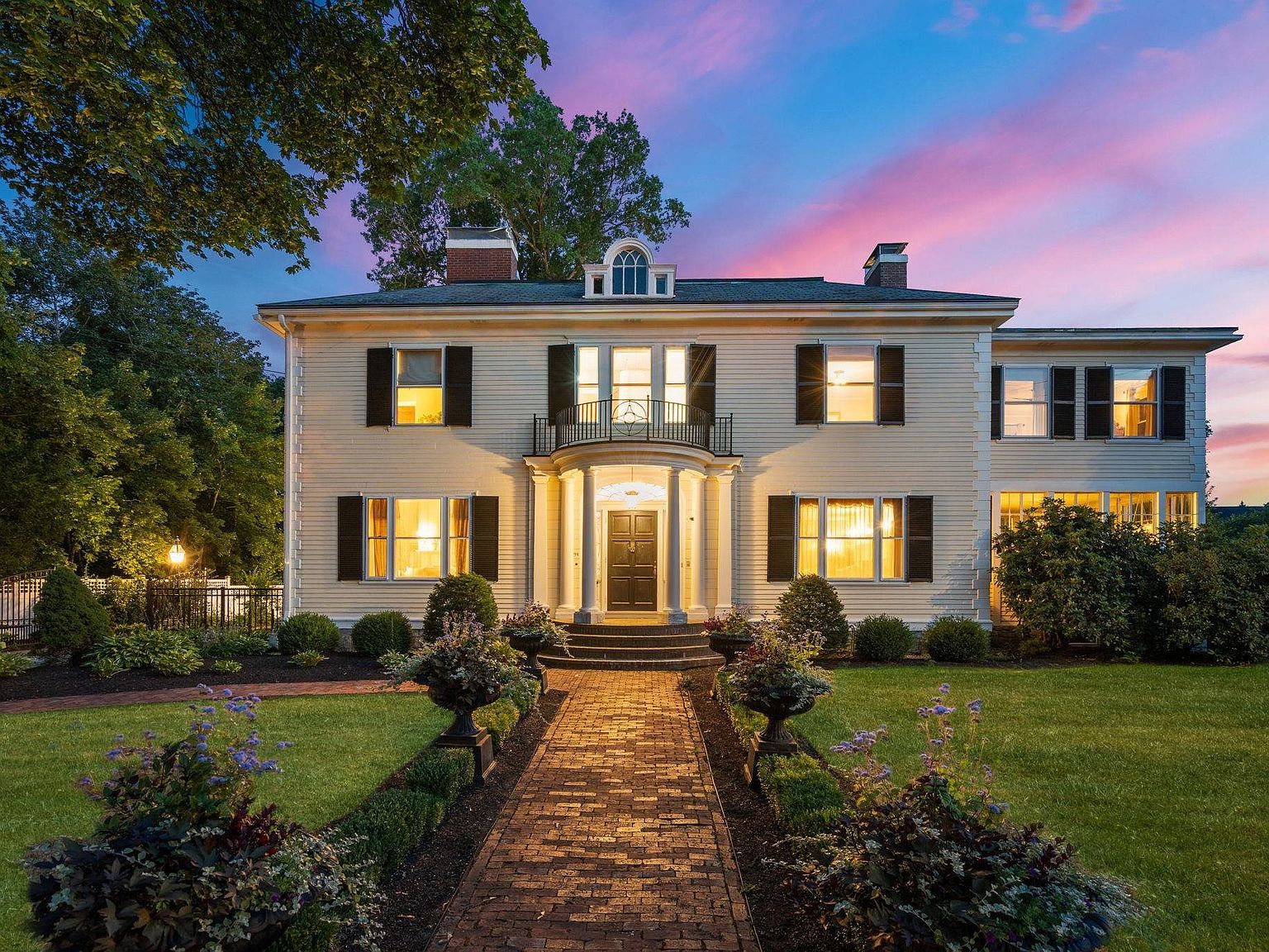 98 Silver St Dover, NH 03820 - Thumbnail 3