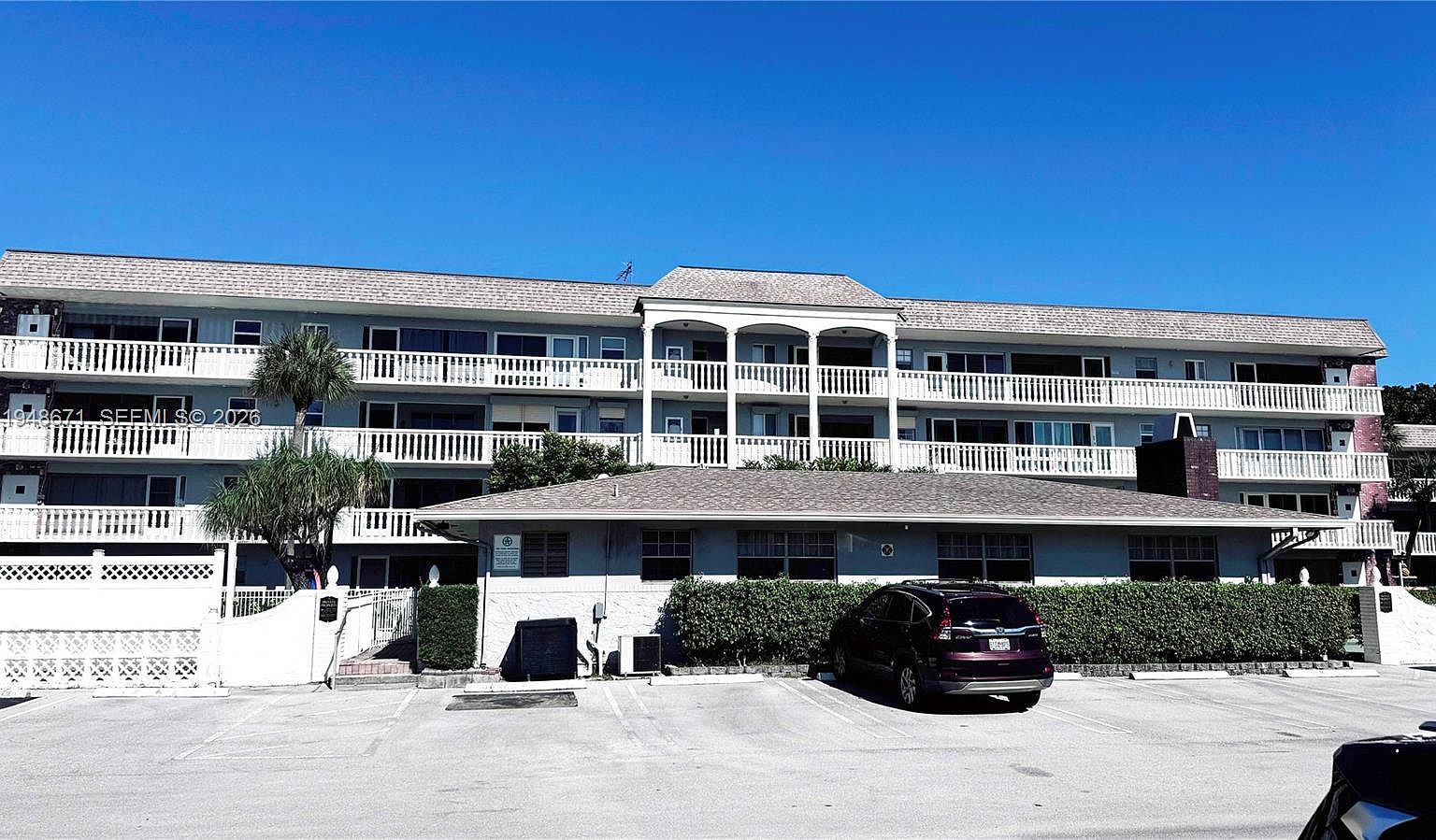 1965 SE 5th Ct APT 203 Pompano Beach, FL 33060 - Thumbnail 3