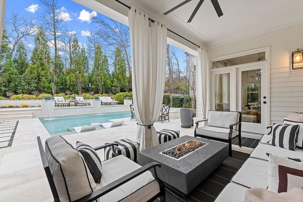 1294 Cauley Creek Overlook Johns Creek, GA 30097 - Thumbnail 3