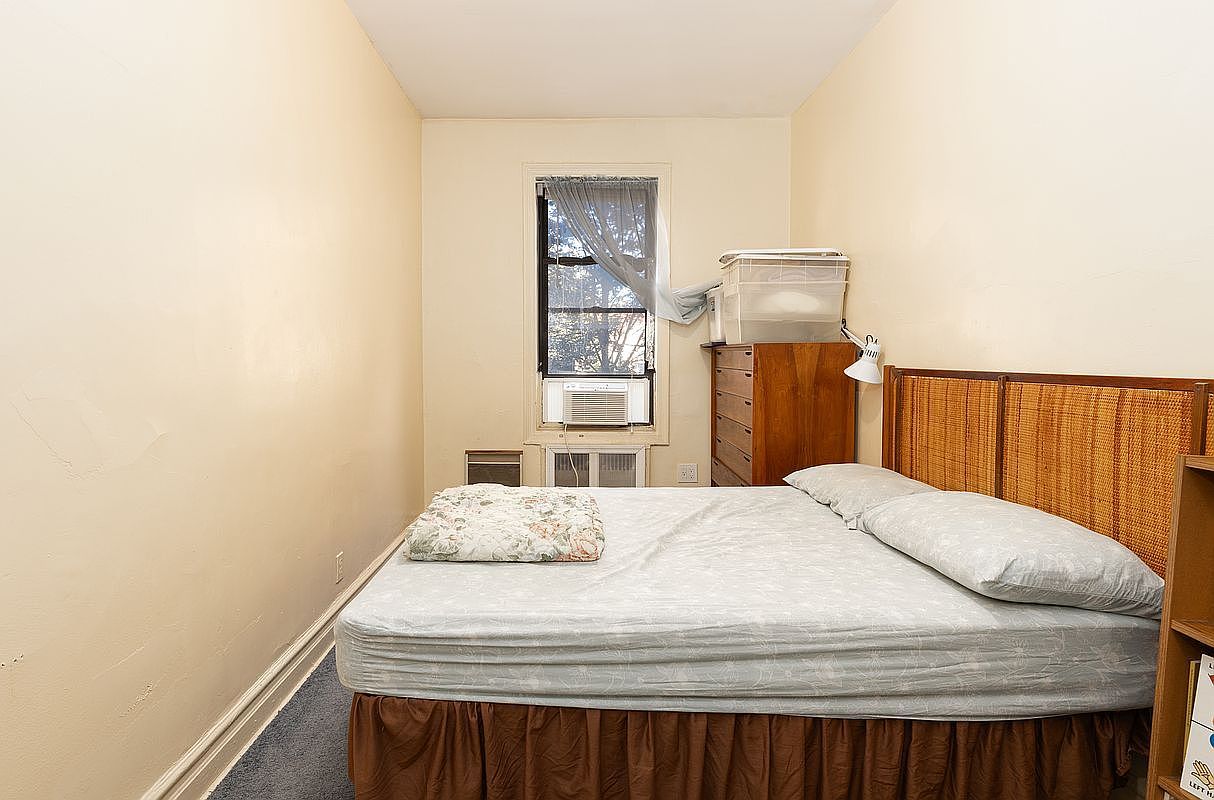 2515 Glenwood Rd APT 2B Brooklyn, NY 11210 - Thumbnail 3
