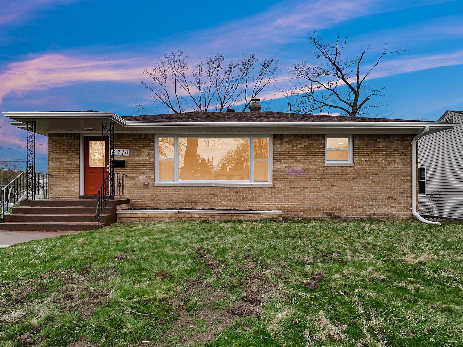 2710 Decatur St Lake Station, IN 46405 - Thumbnail 3