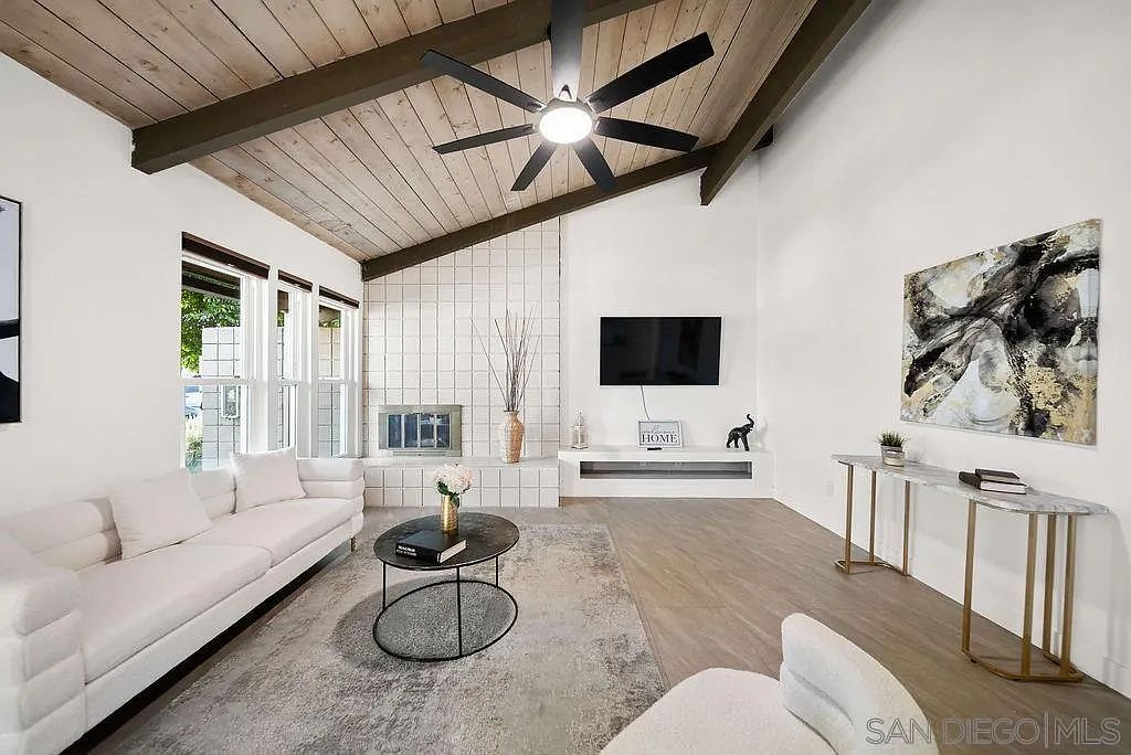 1250 E Madison Ave Unit C El Cajon, CA 92021 - Thumbnail 3