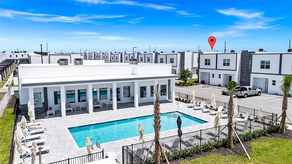 312 Famagusta Dr Davenport, FL 33896 - Thumbnail 3