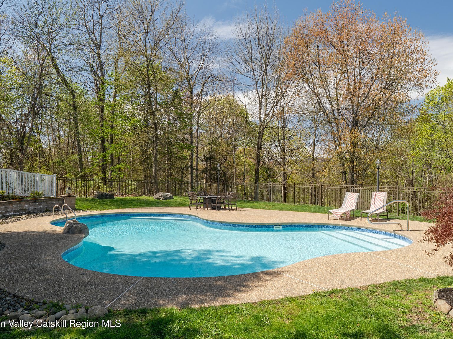 12 Ridgeview Ln Marlboro, NY 12542 - Thumbnail 3