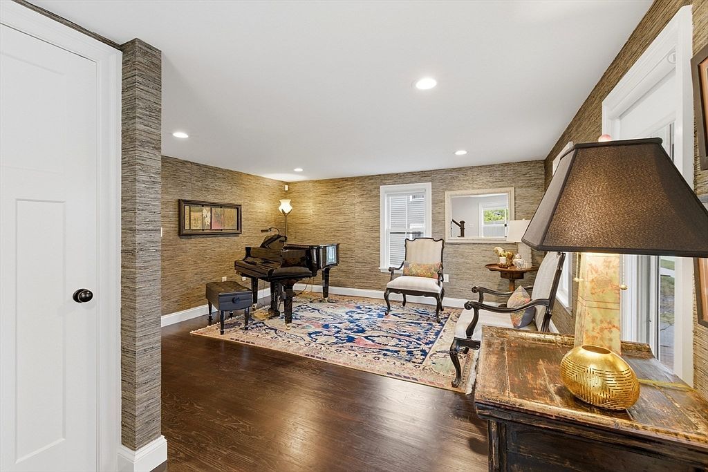 847 Massachusetts Ave Lexington, MA 02420 - Thumbnail 3