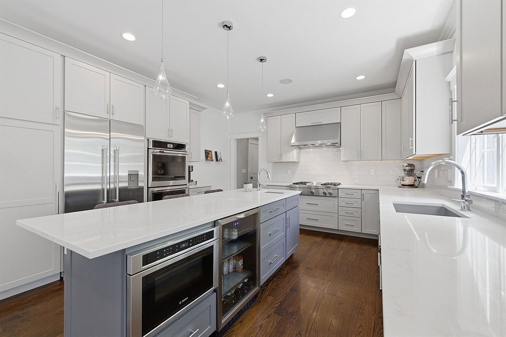 4 Augustus Rd Lexington, MA 02421 - Thumbnail 3