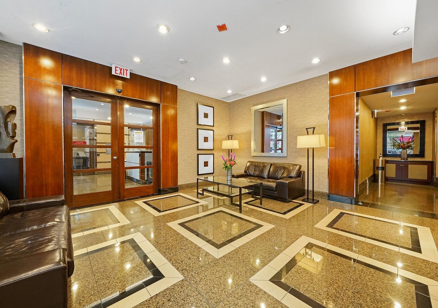 30 E Huron St APT 1904 Chicago, IL 60611 - Thumbnail 3