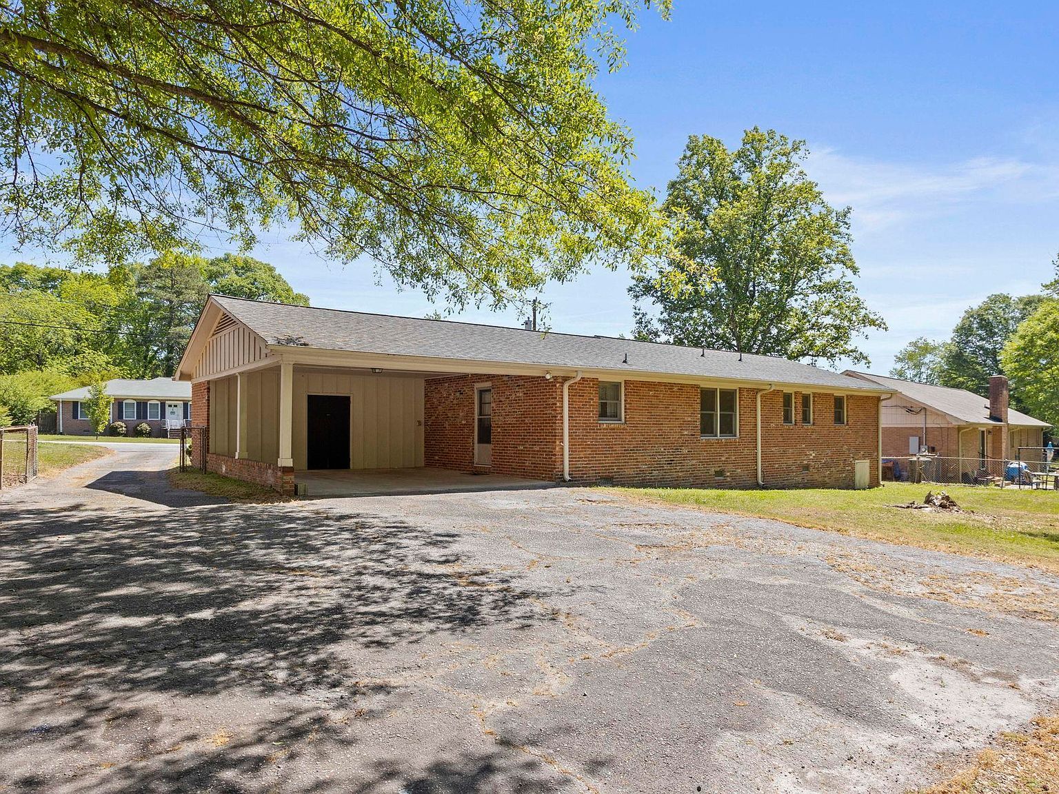 126 Avon Dr Taylors, SC 29687 - Thumbnail 3