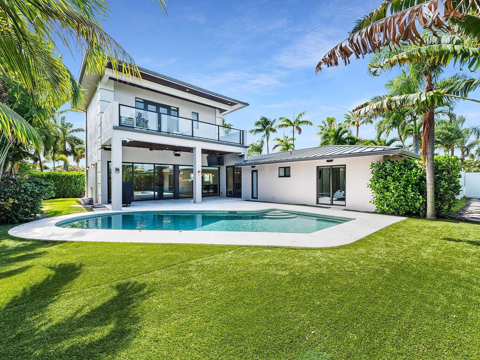 1100 SE 5th Ct Deerfield Beach, FL 33441 - Thumbnail 3