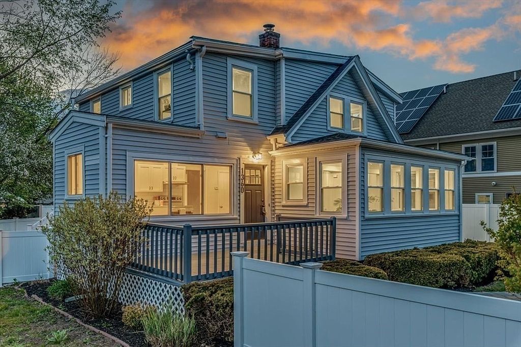 1360 Great Plain Ave Needham, MA 02492 - Thumbnail 3