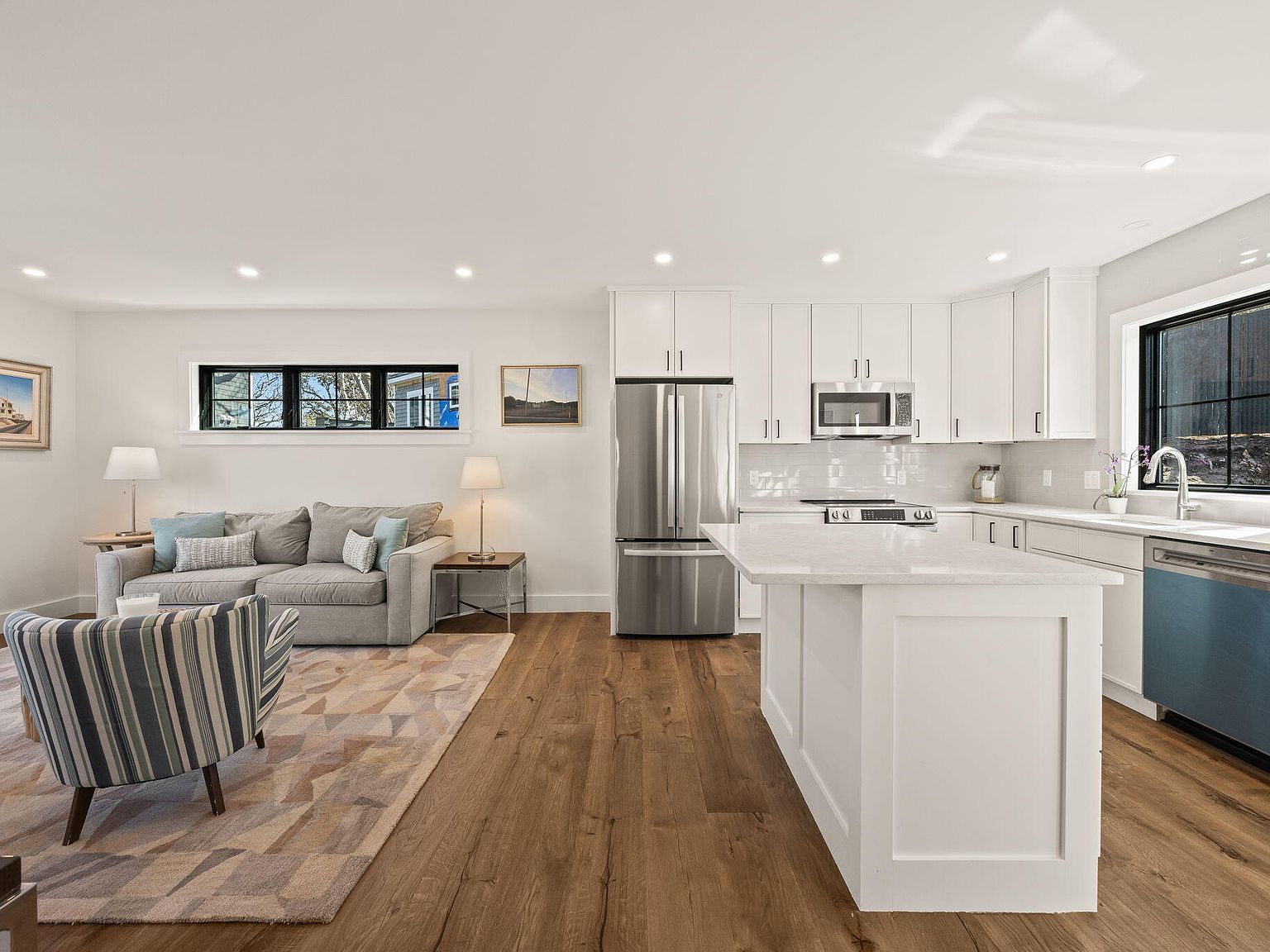 50 Nelson Ave #6 Provincetown, MA 02657 - Thumbnail 3