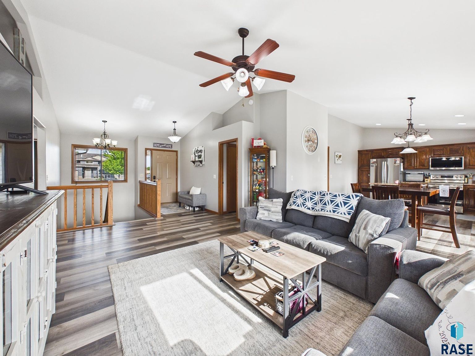 5204 S Culbert Ave Sioux Falls, SD 57106 - Thumbnail 3