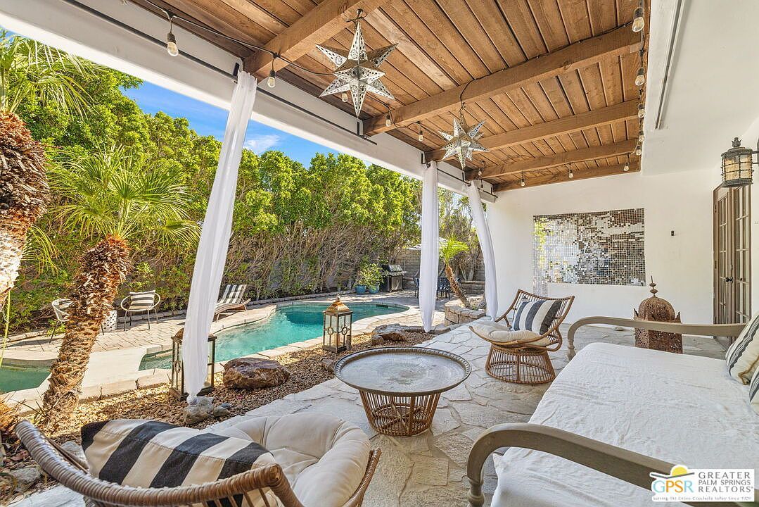 2030 E Acacia Rd Palm Springs, CA 92262 - Thumbnail 3