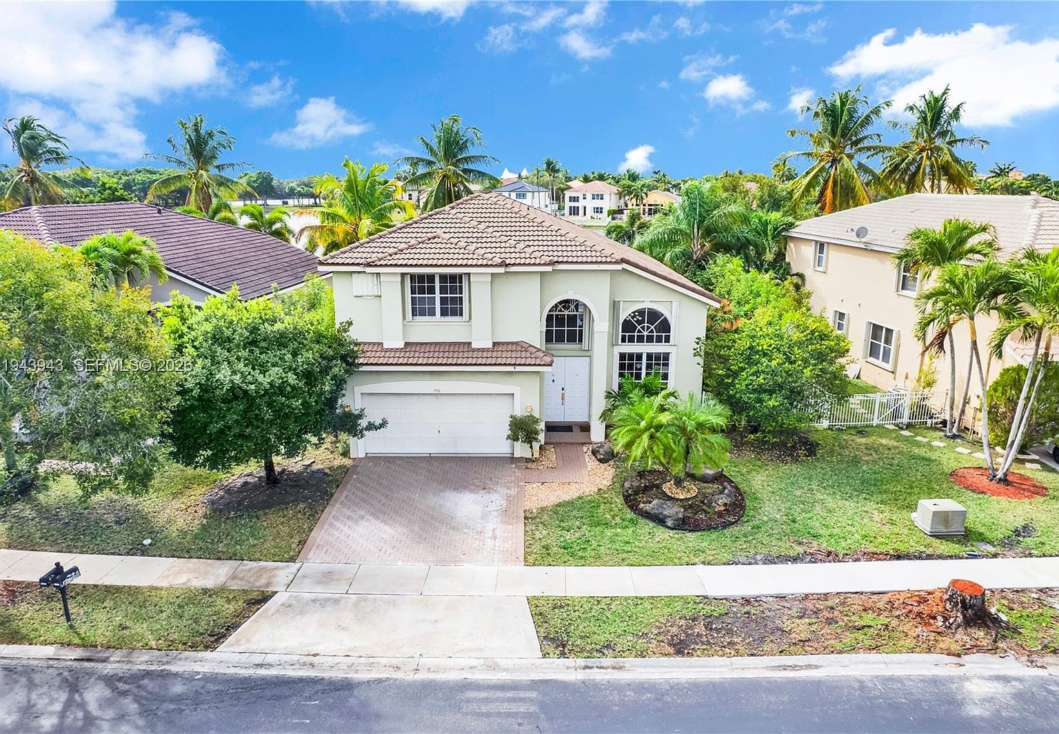 1916 SW 163rd Ave Miramar, FL 33027 - Thumbnail 3