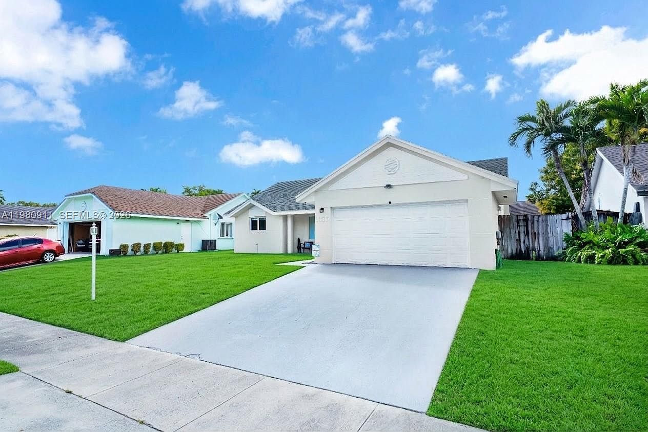 9770 SW 216th Ter Cutler Bay, FL 33190 - Thumbnail 3