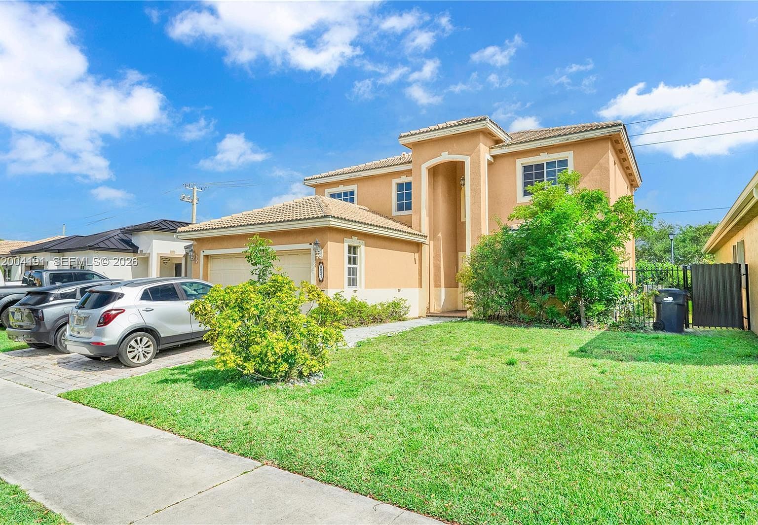 9031 SW 208th Ter Cutler Bay, FL 33189 - Thumbnail 3