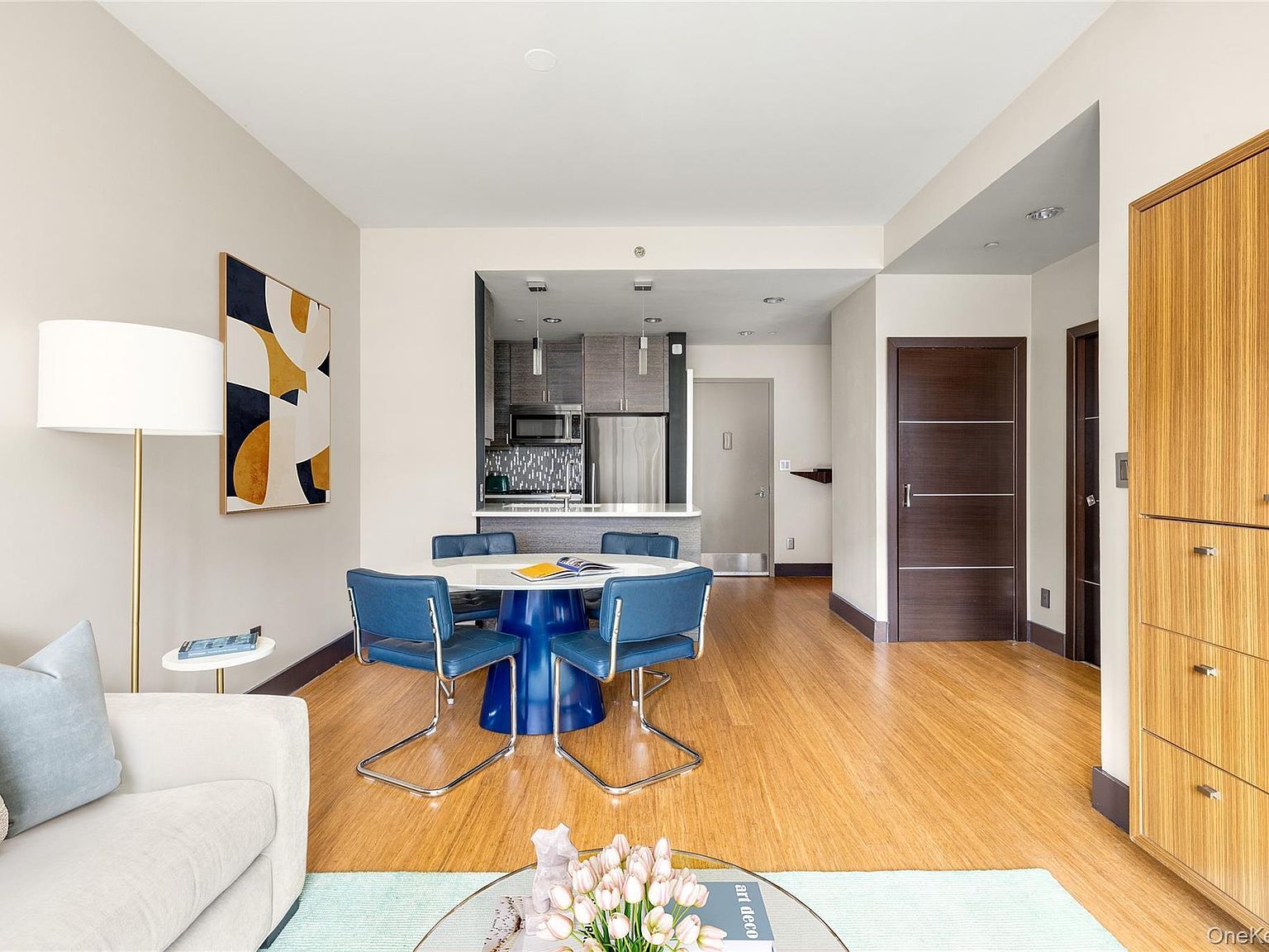 305 W 16th St APT 4D New York, NY 10011 - Thumbnail 3
