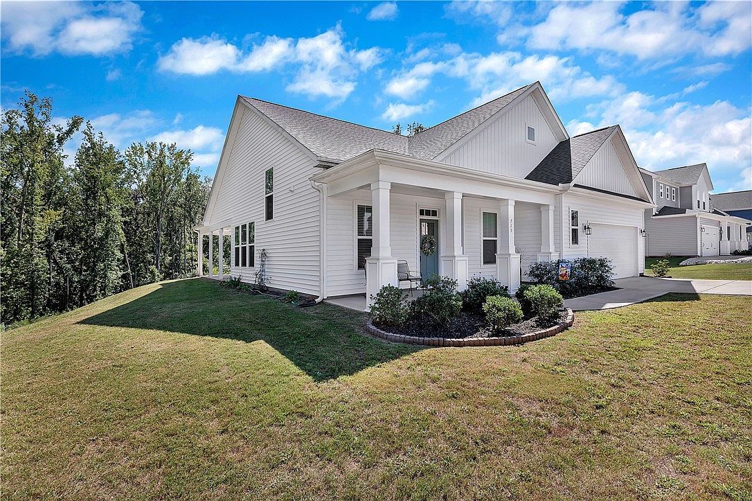 715 Oak Hill Ln Belton, SC 29627 - Thumbnail 3