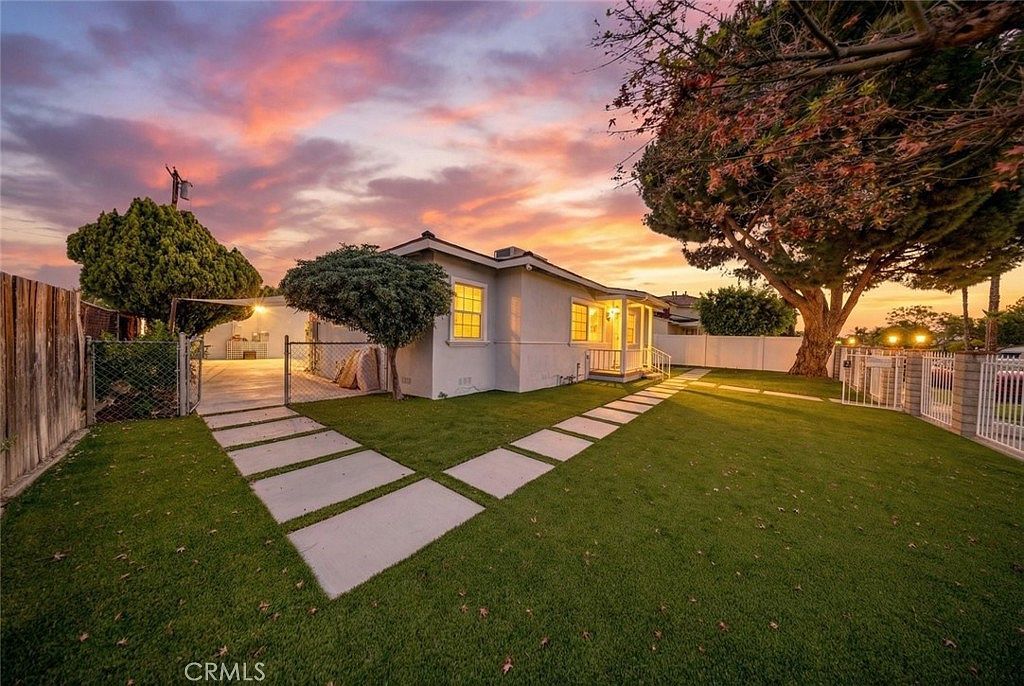 8100 Bellaire Ave North Hollywood, CA 91605 - Thumbnail 3