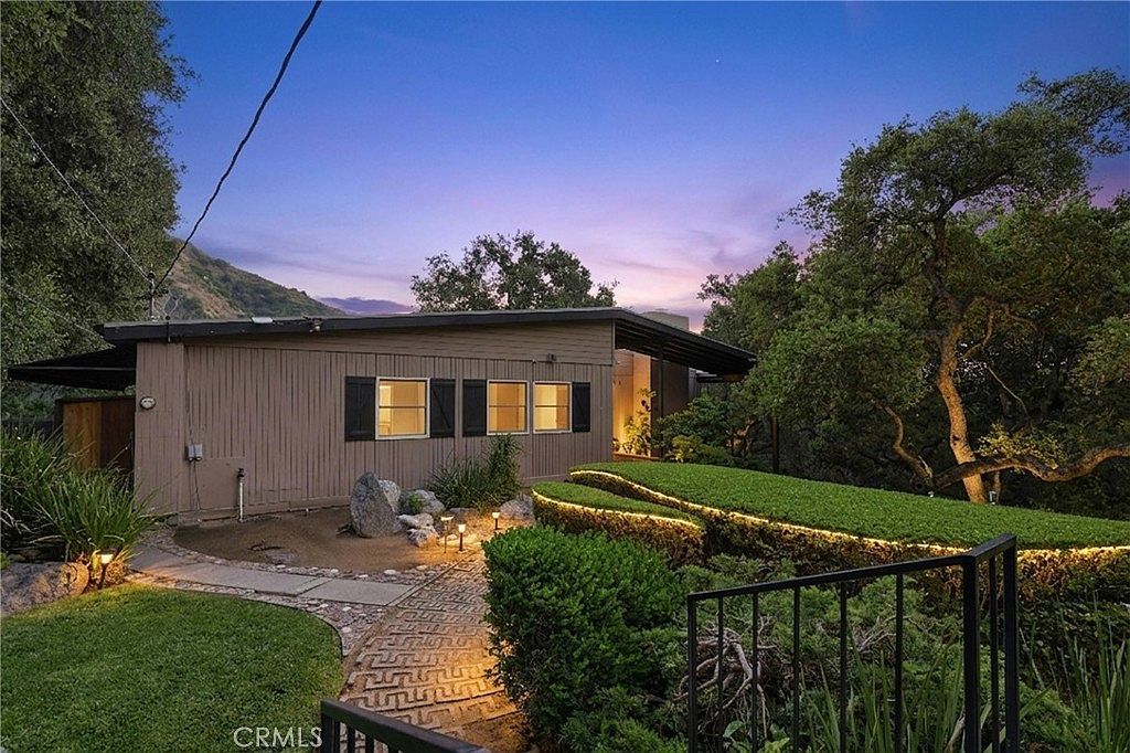 828 Oakglade Dr Monrovia, CA 91016 - Thumbnail 3