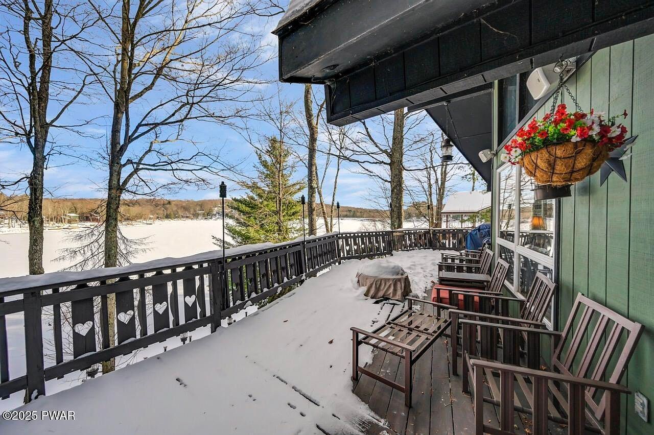 7 Woodpoint Ct Lake Ariel, PA 18436 - Thumbnail 3