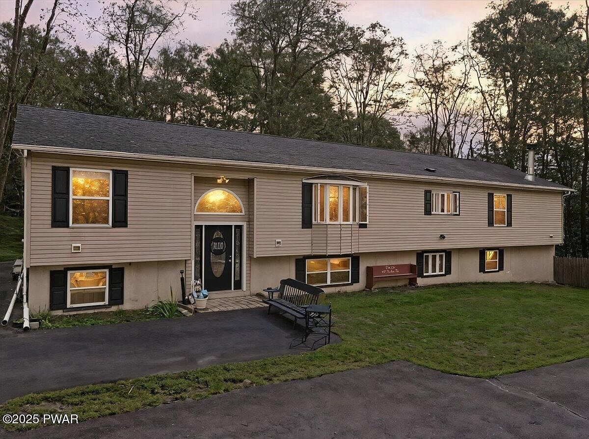 147 View Dr Greentown, PA 18426 - Thumbnail 3