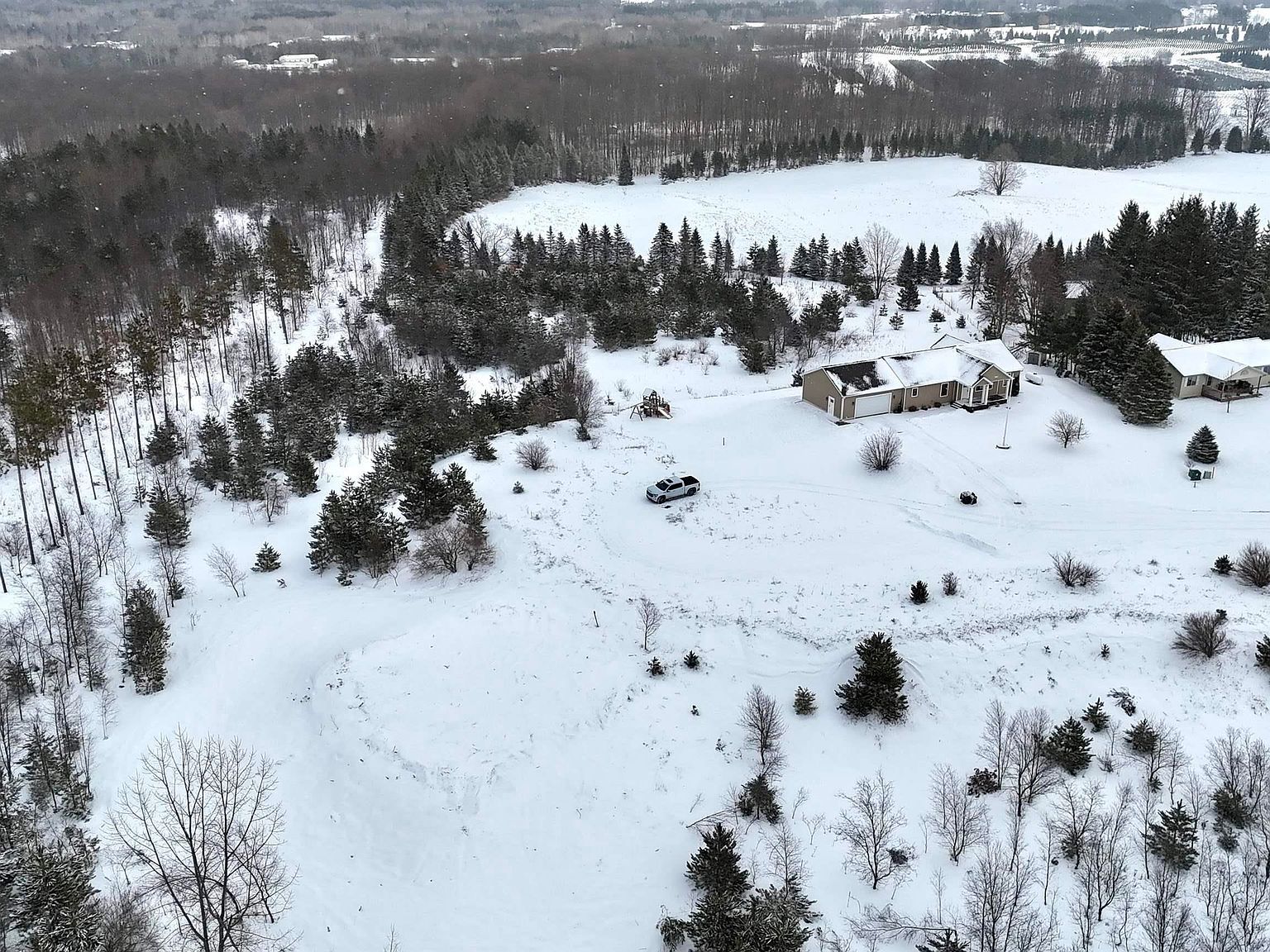 Unit 12 Fairview Manton, MI 49663 - Thumbnail 3