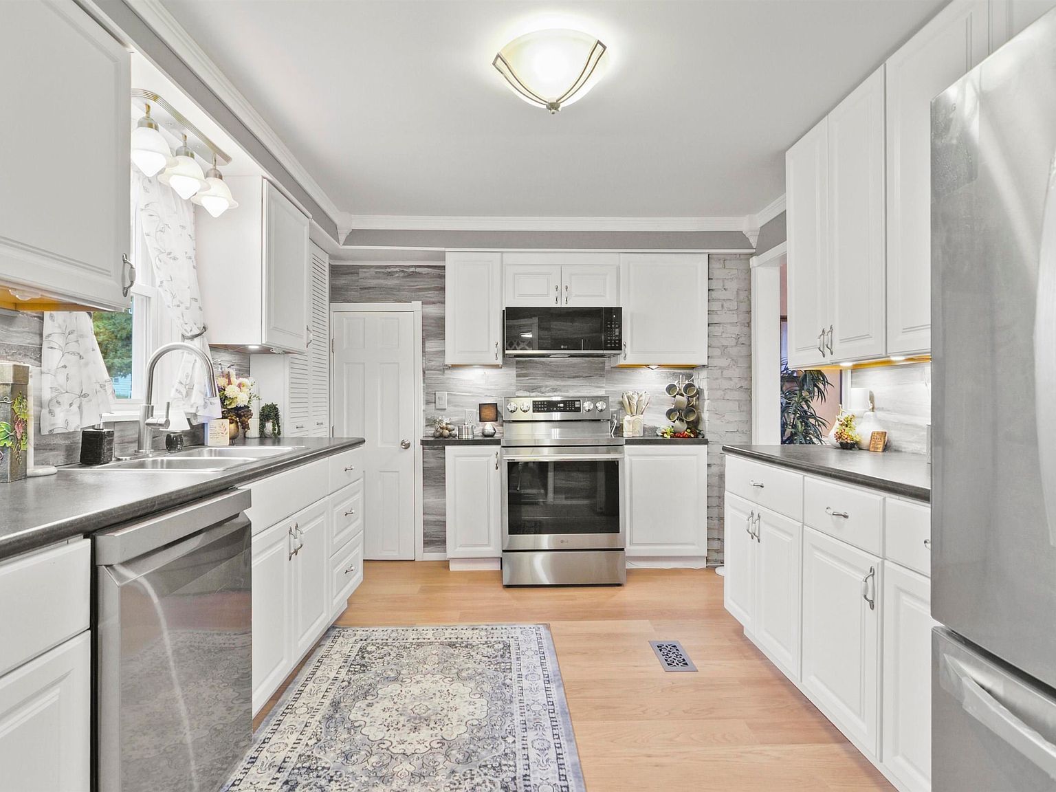 225 E River St Cadillac, MI 49601 - Thumbnail 3