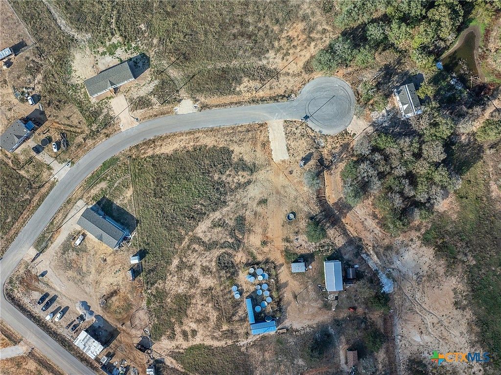 150 Azalea Ct Dale, TX 78616 - Thumbnail 3