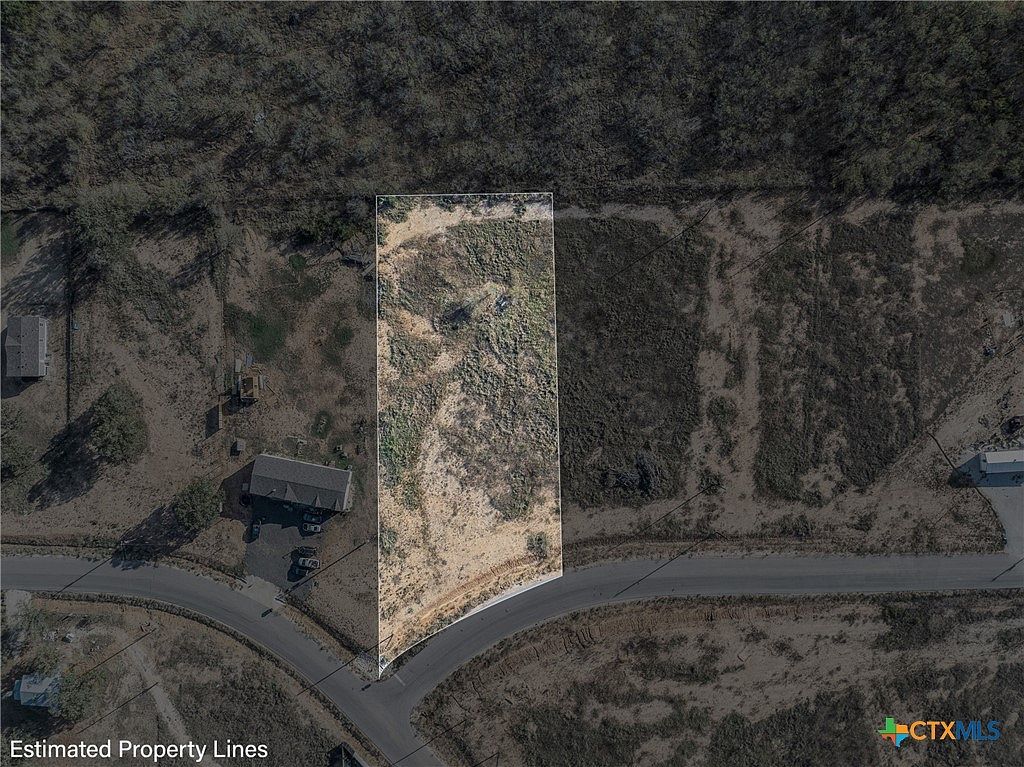 105 Sly St Dale, TX 78616 - Thumbnail 3