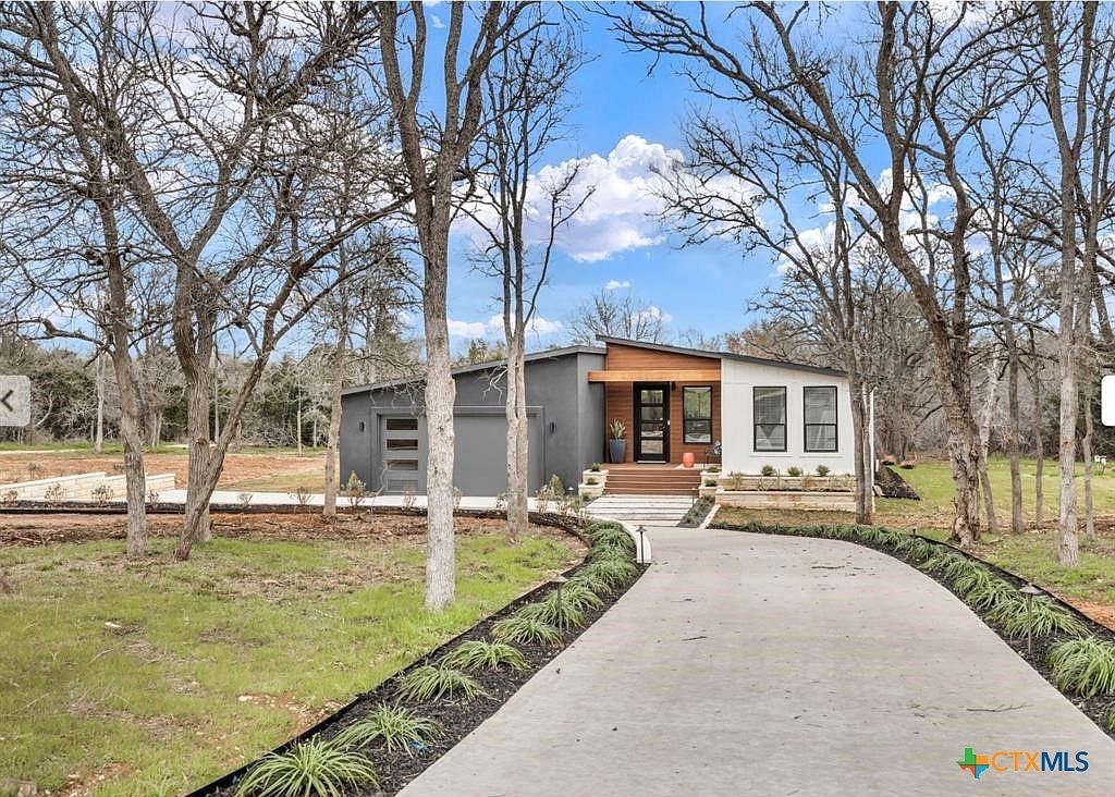 942 Chamberlin Rd Dale, TX 78616 - Thumbnail 3