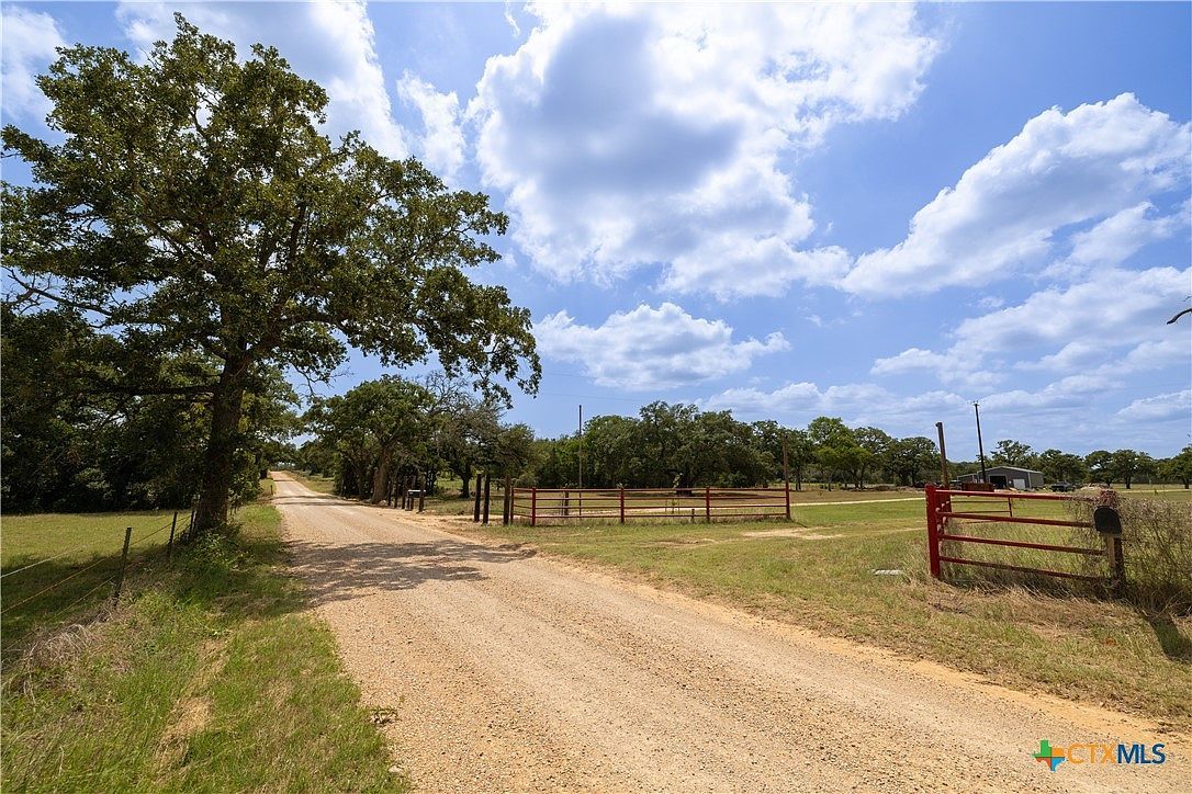 2901 Mule Creek Rd Harwood, TX 78632 - Thumbnail 3