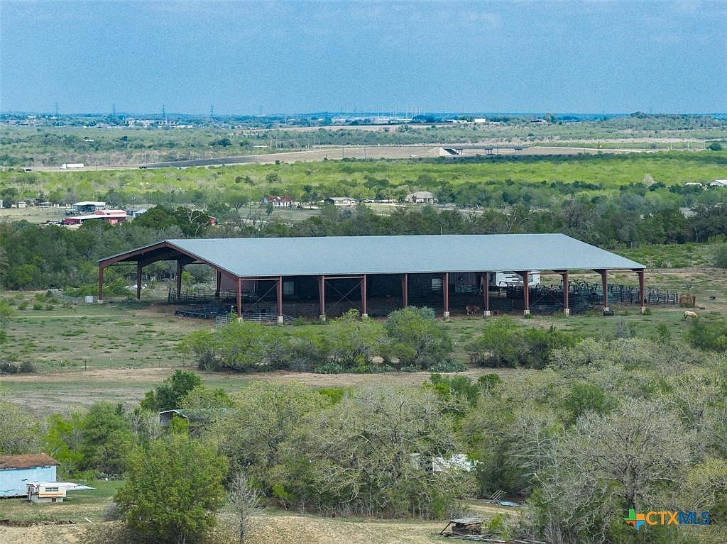 8519 State Park Rd Lockhart, TX 78644 - Thumbnail 3
