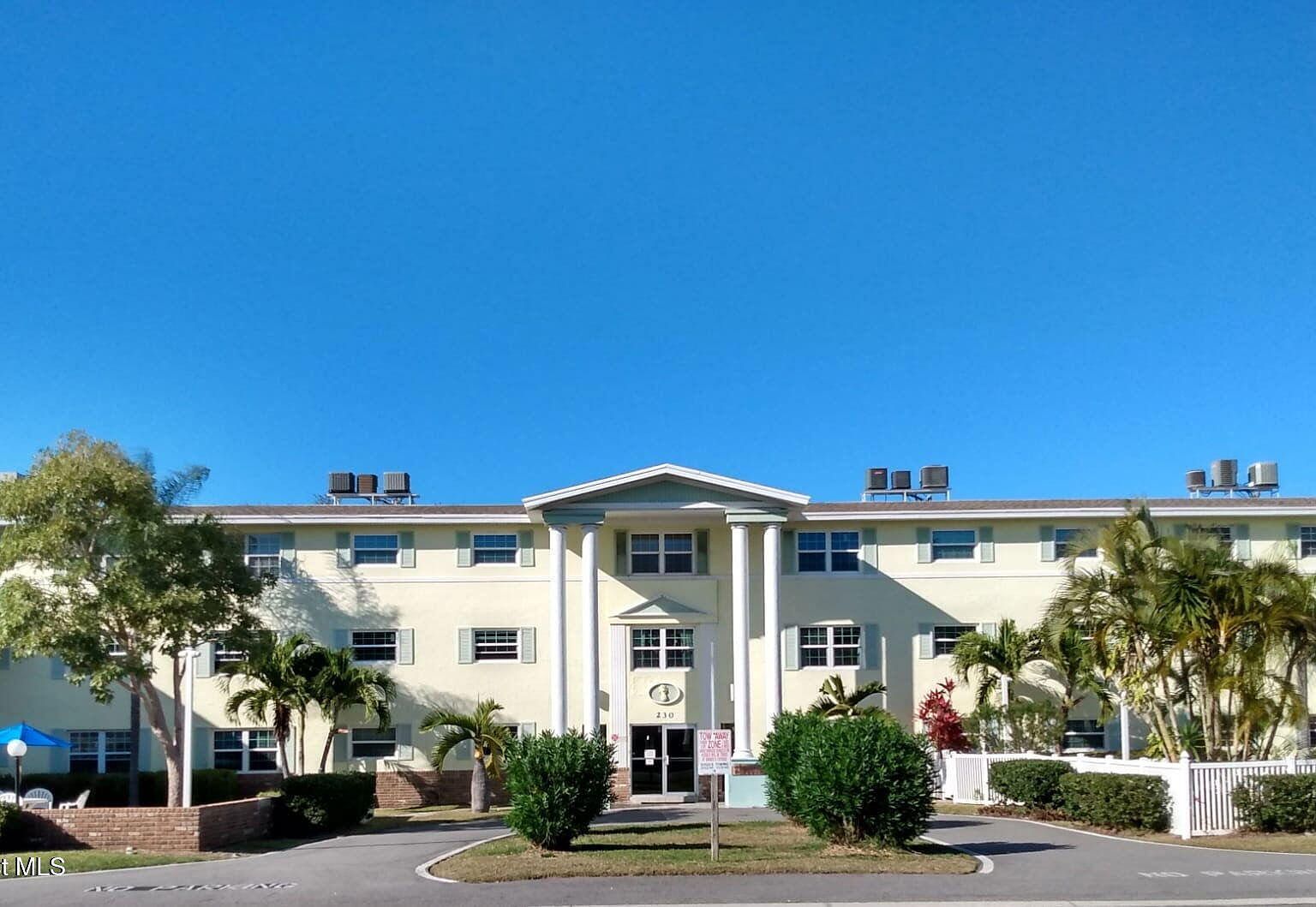 230 Columbia Dr APT 318 Cape Canaveral, FL 32920 - Thumbnail 3