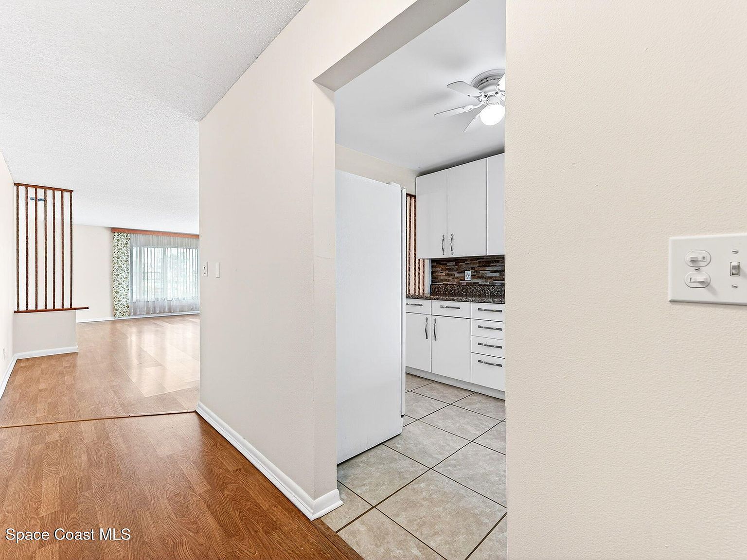 201 Saint Lucie Ln APT 810 Cocoa Beach, FL 32931 - Thumbnail 3