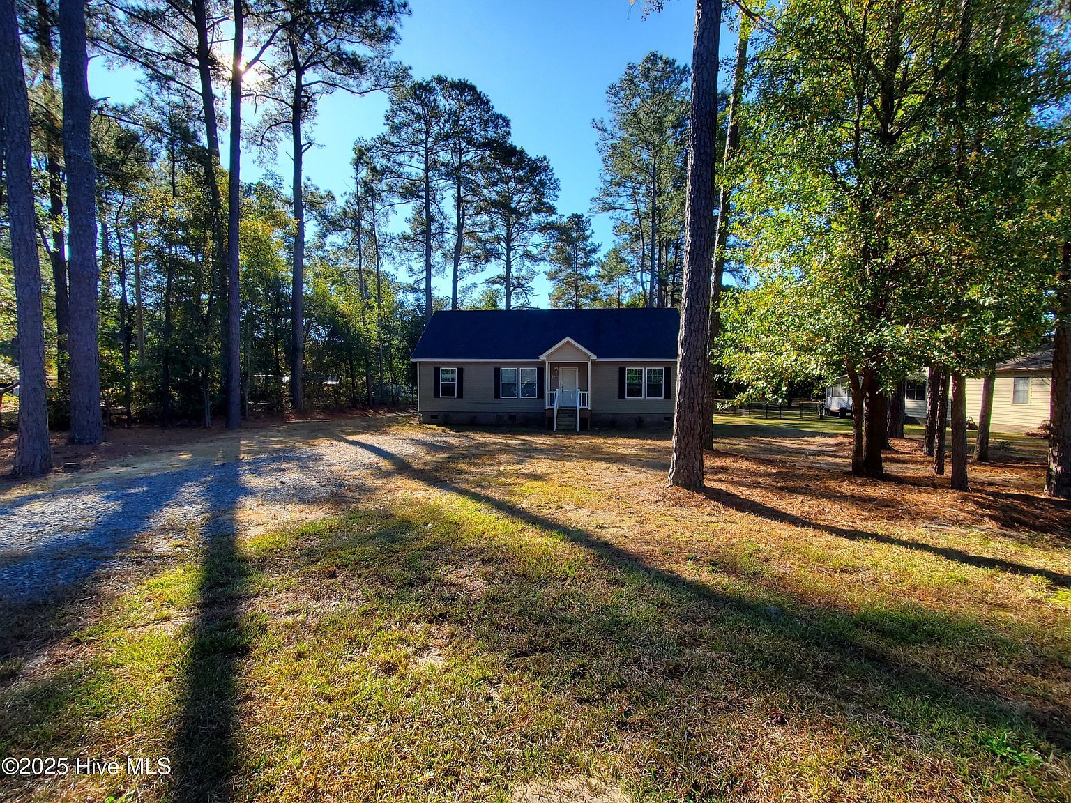 692 Sandhill Dr Dudley, NC 28333 - Thumbnail 3